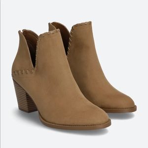 Market & Spruce Tori Block Heel Booties